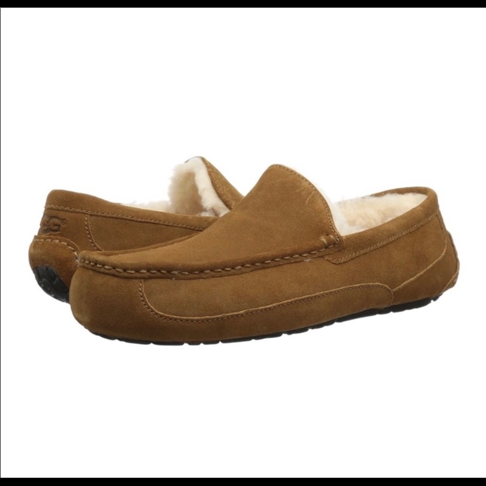 Brand new Ascott  men’s Ugg Chestnut slippers